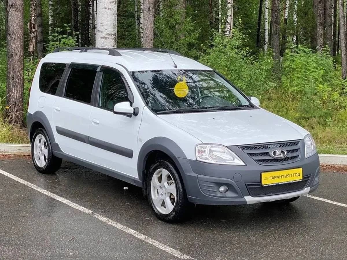 ВАЗ (LADA) Largus Cross 1.6 MT